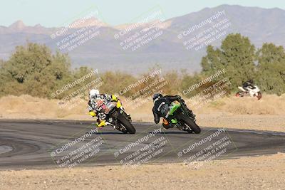 media/Dec-07-2025-CVMA (Sun) [[3e7d2de5dc]]/Race 17-Amateur Formula Middleweight/